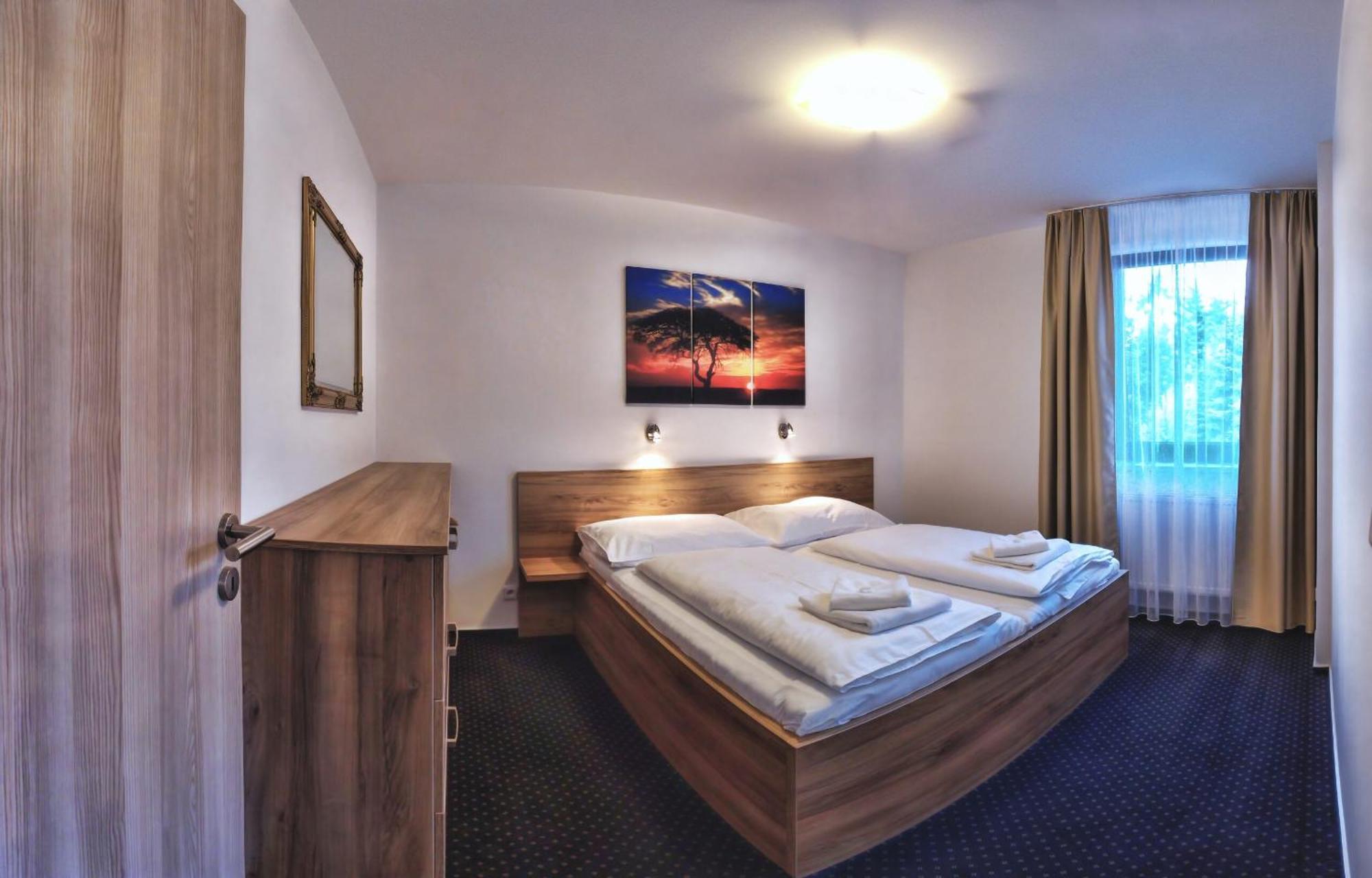 Sport Hotel Centrum Валашске-Мезиржичи Экстерьер фото
